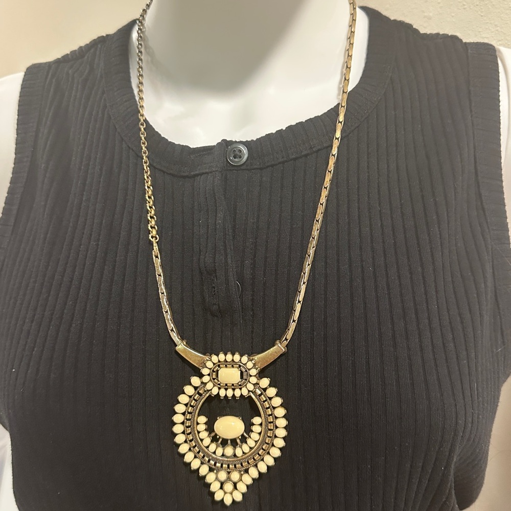 Vintage Style Gold Tone Cabochon Statement Necklace | Long Chain